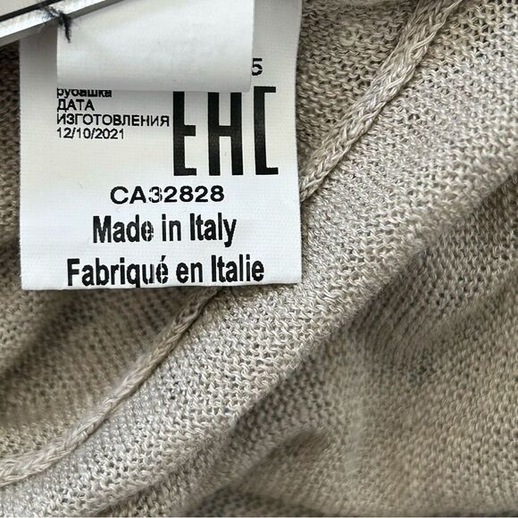 Tonet Relaxed Linen Button-Up A-silhouette Blouse - Picture 12 of 12